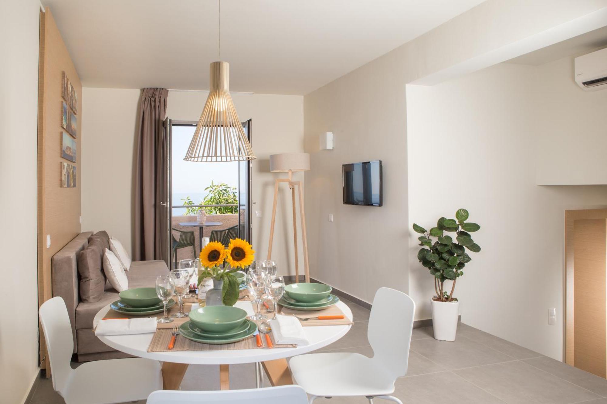 Superior One-Bedroom Apartment,263560533:JPEG